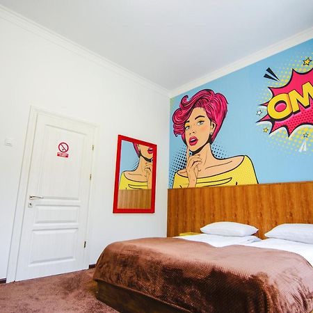 Pop Art Hostel ลวีฟ ภายนอก รูปภาพ