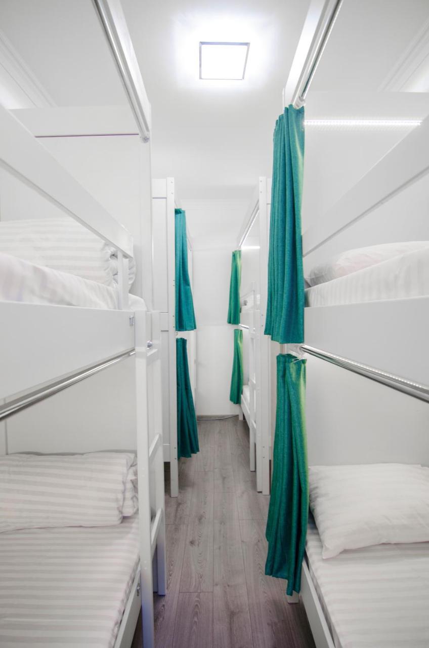 Pop Art Hostel ลวีฟ ภายนอก รูปภาพ